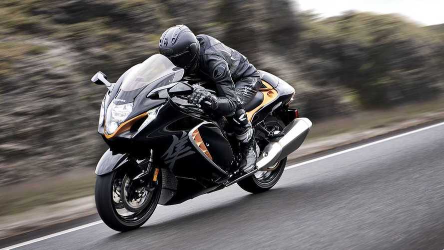 Suzuki Gives the Hayabusa New Colors Again, But When Will It Give It an Overhaul? 
